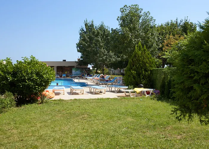 Отель Condor 4*