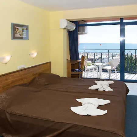 Condor Солнечный берег