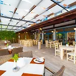 Condor 4*